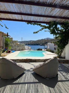 Venereum Apartments, Faros